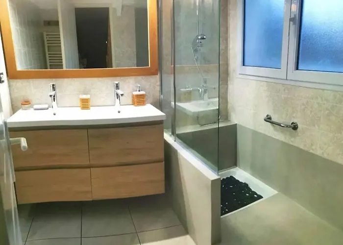 Tatil Evi La Maison D'en Face